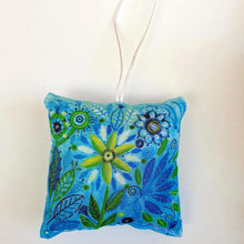 Load image into Gallery viewer, Blue Garden Hanging Pendant